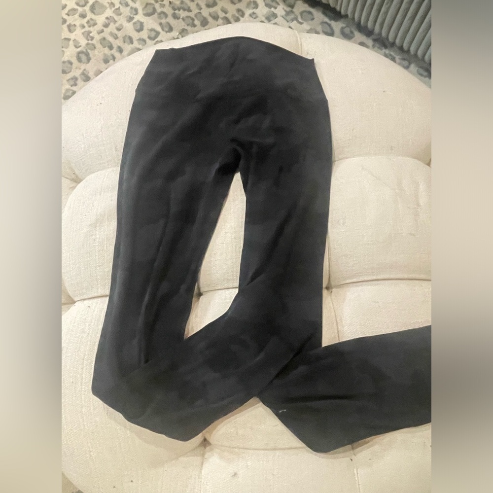 Lululemon camouflage Black & Gray Leggings